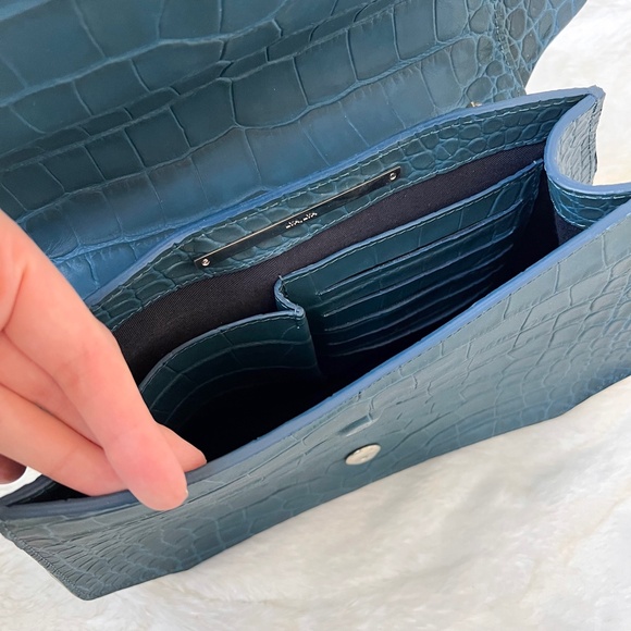 $899 NWOT LYA LYA Mini Armor Vault Croc Teal Silver Crossbody Top Handle Handbag - Picture 8 of 15